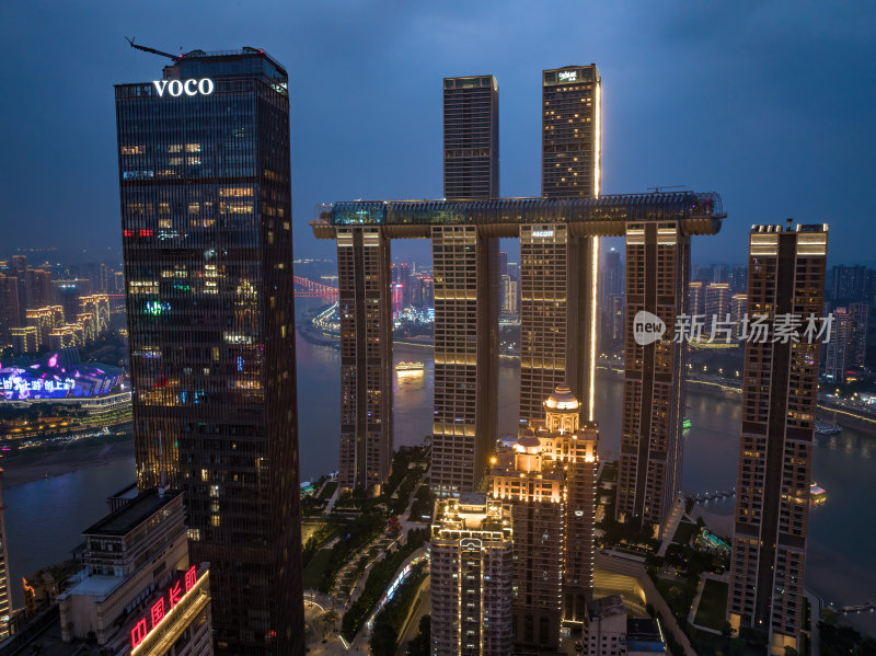 重庆朝天门来福士办公楼商场日落夜景航拍