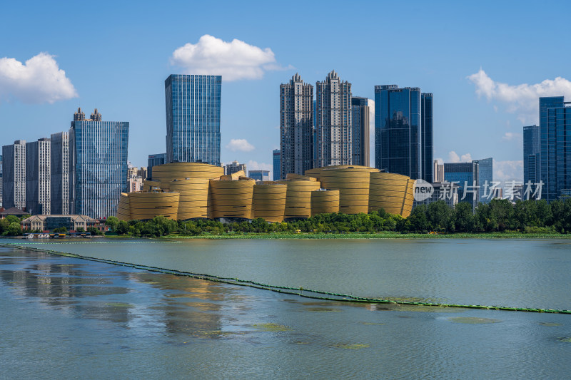 夏季航拍武汉汉街万达广场建筑风光