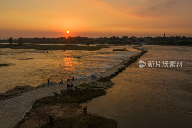 晚霞夕照大汶河