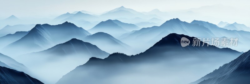 云雾缭绕的山峦山水画卷