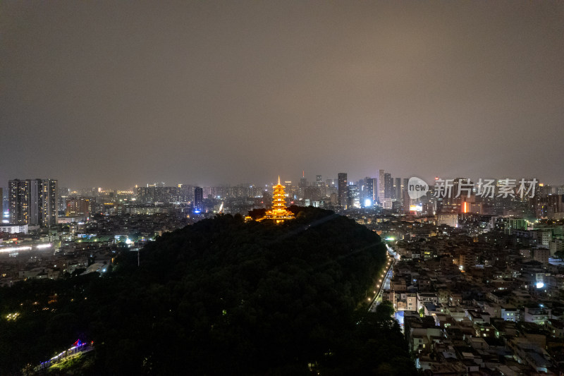 广东佛山魁星阁夜景航拍图