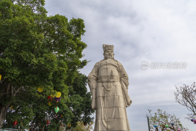 蔡襄像蔡襄石像福建泉州