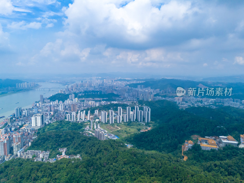 广西梧州城市大景航拍图