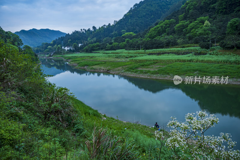 安徽新安江十里画廊风景