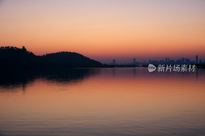 武汉东湖落雁岛景区绝美自然风光落日夕阳