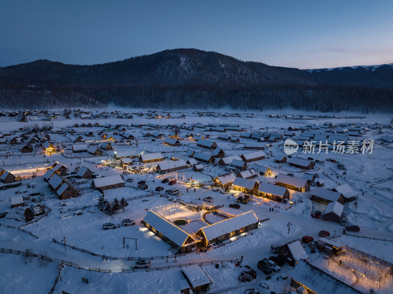 新疆北疆阿勒泰禾木冬季雪景童话世界航拍