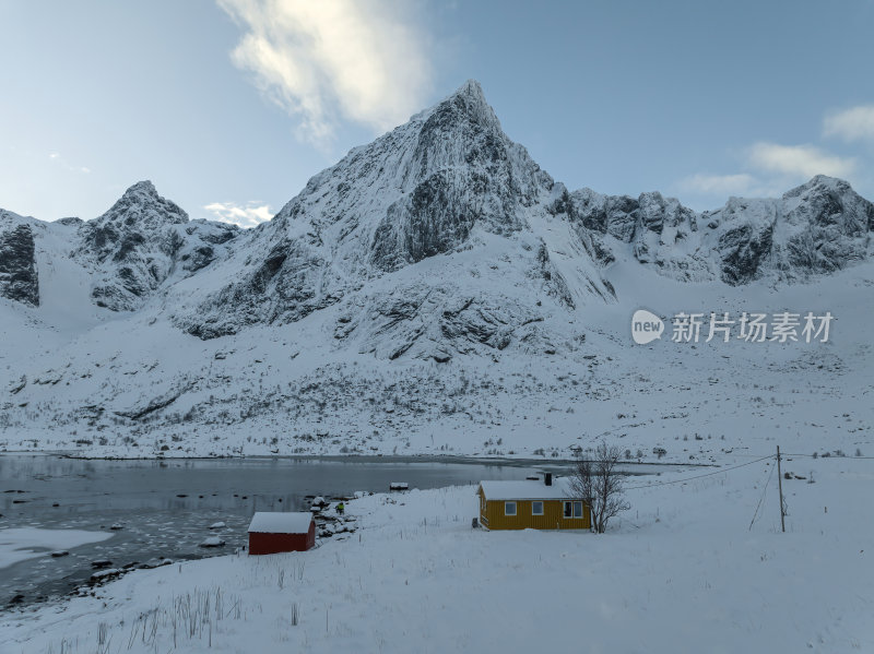 挪威罗弗敦群岛北极圈雷纳冬季雪景高空航拍