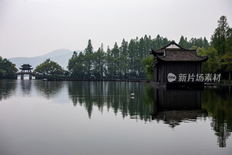 杭州西湖曲院风荷玉带桥自然山水景观