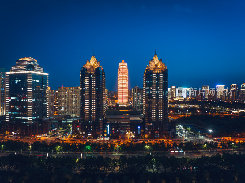 郑东新区CBD城市风光天际线夜景航拍视角