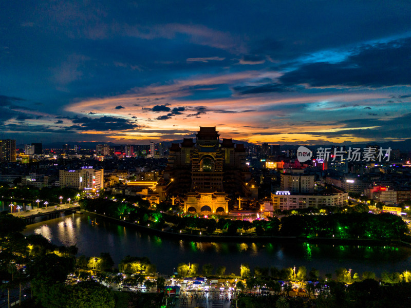 玉林晚霞夜景航拍图