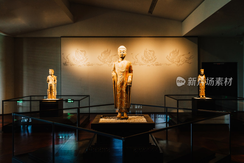 潍坊青州博物馆龙兴寺遗址出土佛教造像艺术