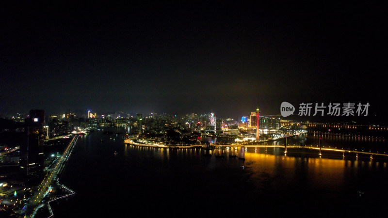 中国澳门城市夜景澳门塔海湾大桥航拍图