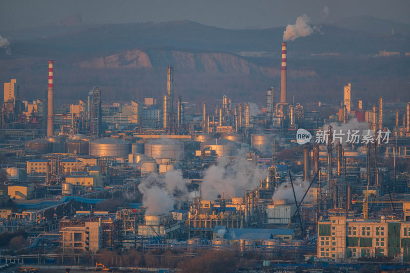 山下的城市