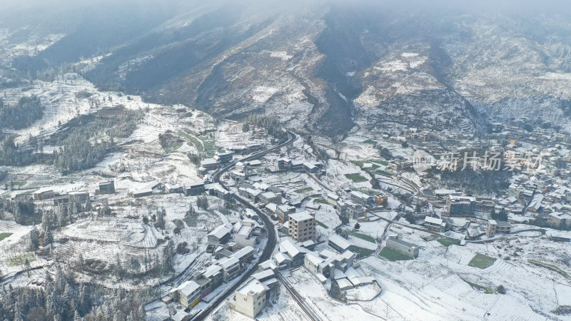 贵州山区雪景乡村