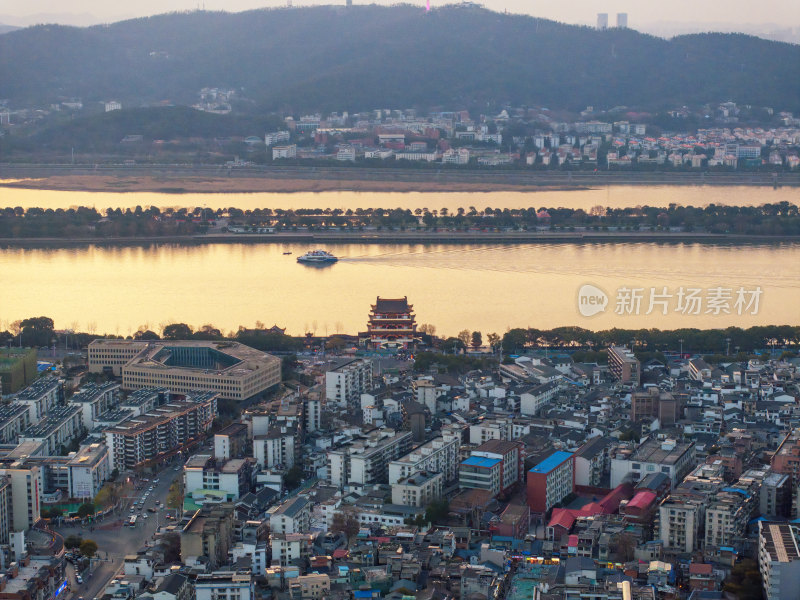 长沙杜甫江阁夜景