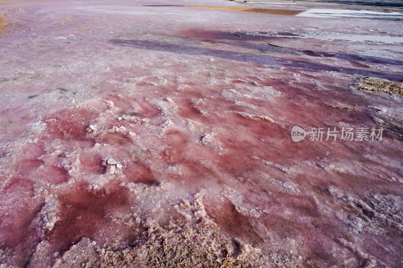 内蒙古巴丹吉林沙漠，沙漠湖泊，红海子