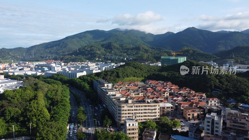 航拍广东省东莞市清溪镇城市风光自然风光