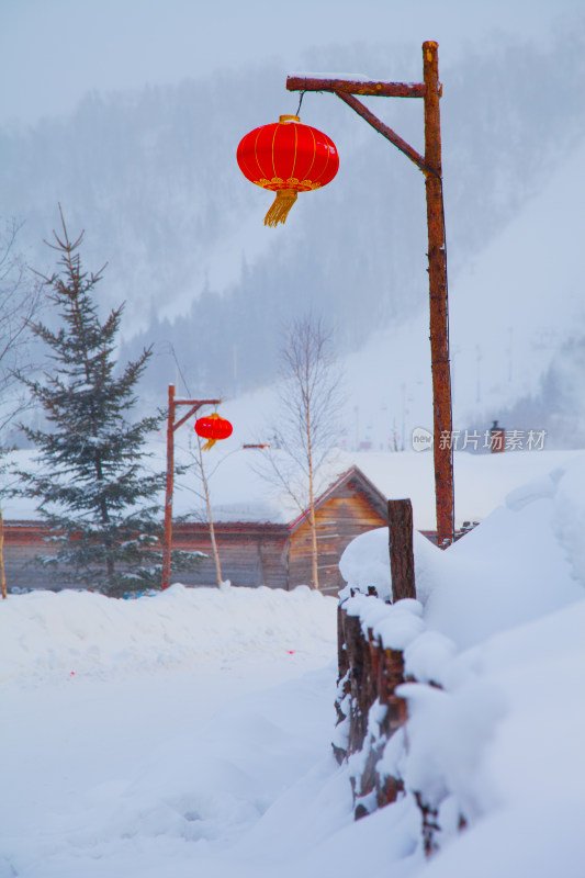 黑龙江 双峰林场 雪乡 红灯笼