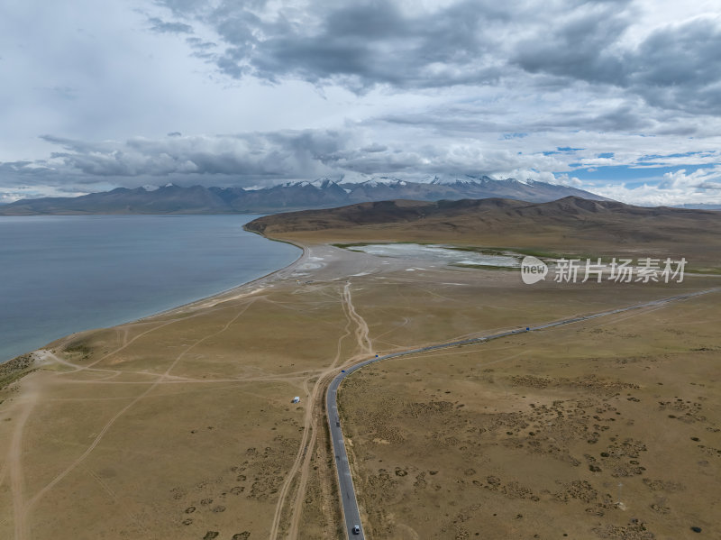 西藏阿里地区纳木那尼峰河道高空航拍