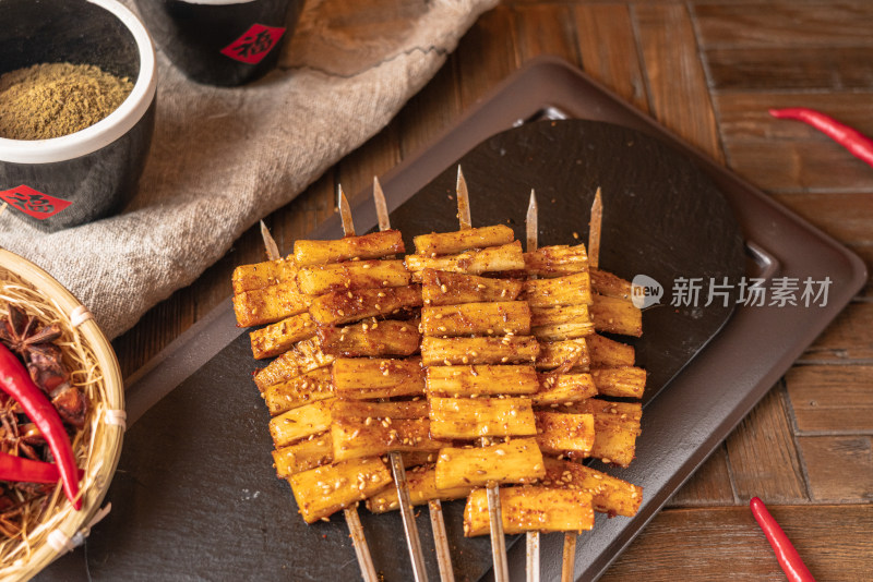 中国美食一盘美味的烤板筋