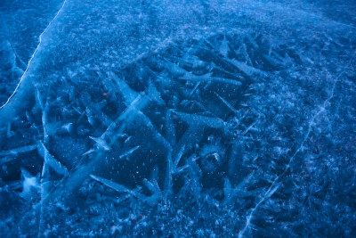 冰天雪地