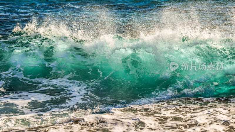 大海浪花巨浪浪潮汹涌海浪波涛汹涌