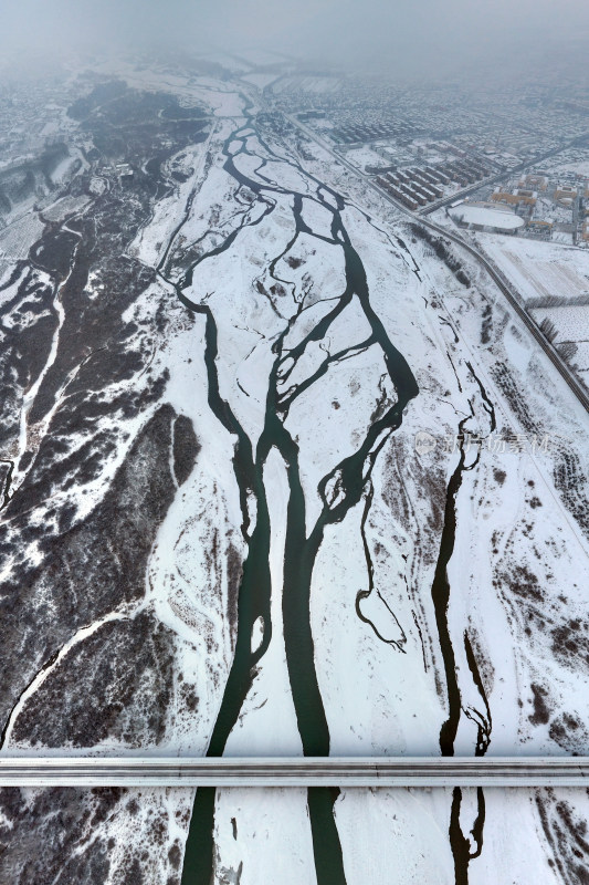 冬季公园雪景鸟瞰