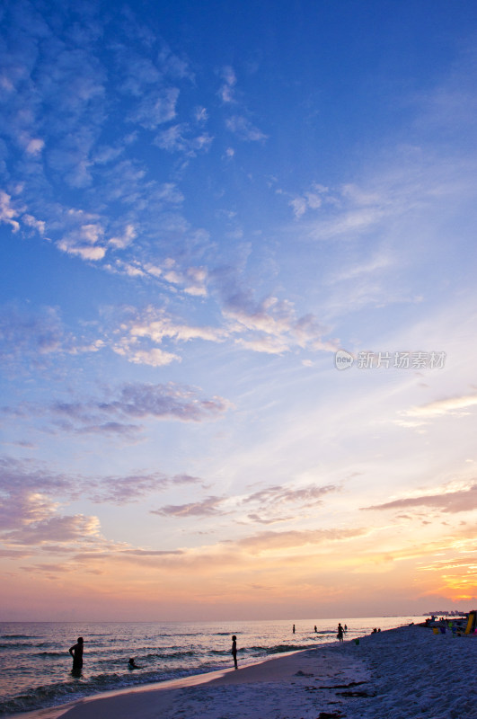 余晖天边火烧云自然风光夕阳落日晚霞