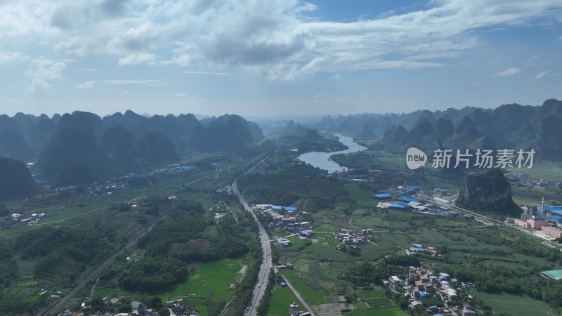 航拍广西喀斯特地貌大山山脉河流河池龙江