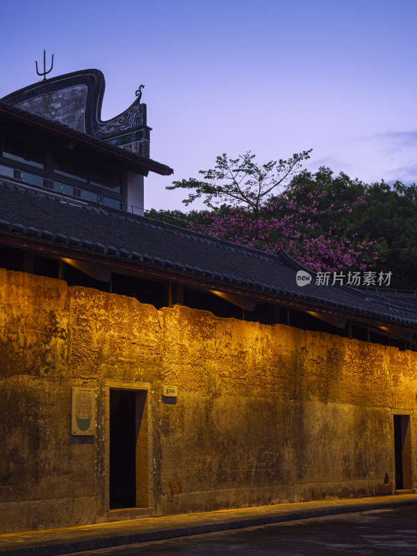 深圳历史之大田世居客家围龙屋夜景