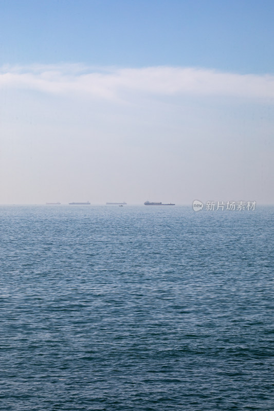 山东青岛第三海水浴场海滨海岸海滩海天景观