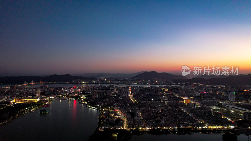 广东肇庆夜幕降临晚霞火烧云夜景航拍