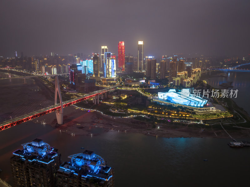 重庆朝天门来福士办公楼商场日落夜景航拍