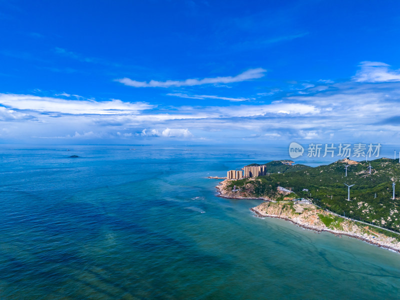 蓝色海洋大海海岛风光航拍图