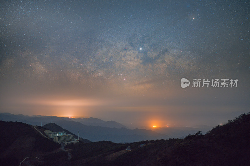 高山银河星空