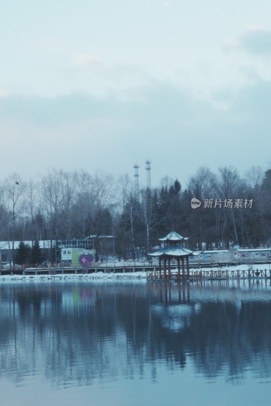 露水河碧泉湖景区