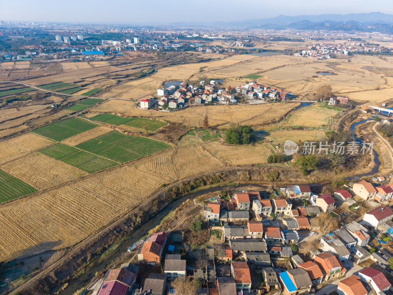 乡村田野航拍全景