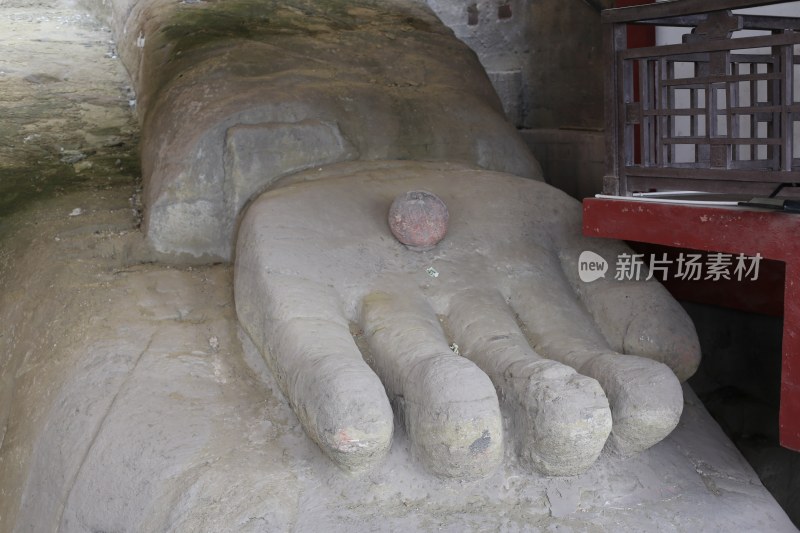 四川自贡荣县大佛寺荣县大佛的手指