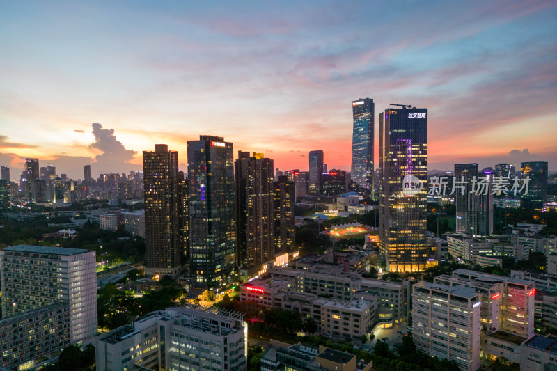 深圳南山粤海街道建筑群夜景航拍