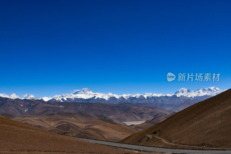 阿里加乌拉山口雪山观景台