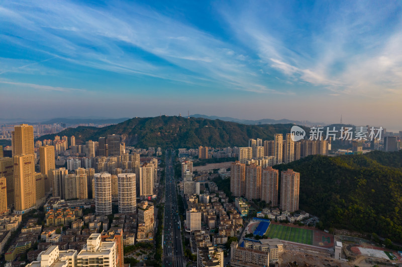 广东珠海城市清晨航拍摄影图