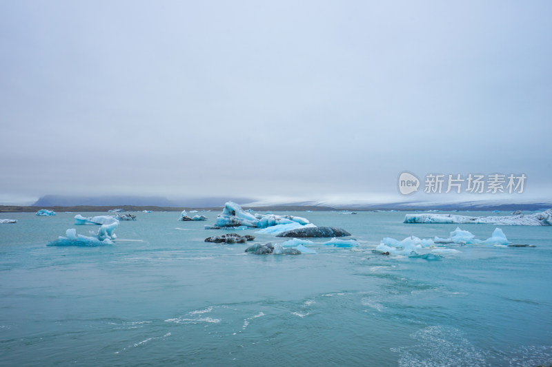 冰岛，杰古沙龙冰河湖，潟湖