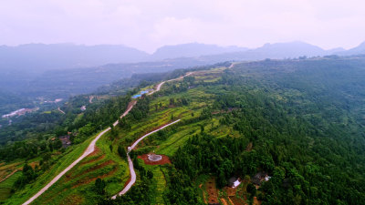 中国山脉田园风光