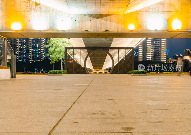 夜晚的福州三县洲城市桥下