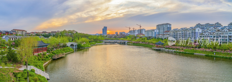 青州南阳河景区城市风光晚霞