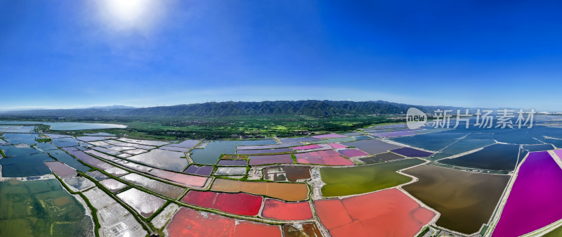 山西运城七彩盐湖自然风景航拍全景图