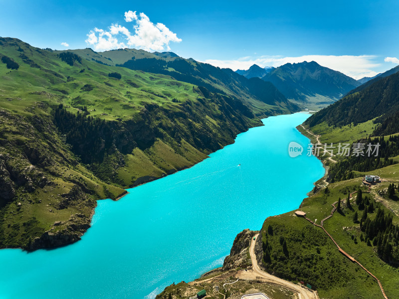 新疆昭苏玉湖景区