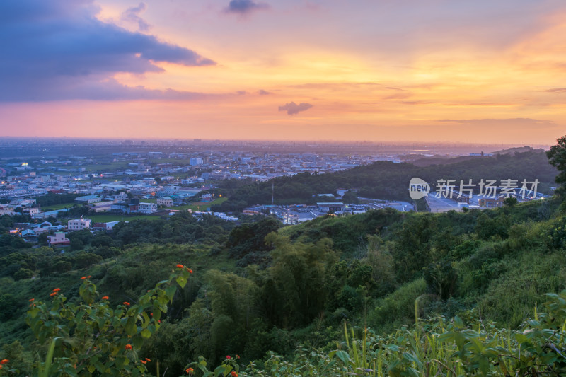 夕阳下的城市，台湾台中