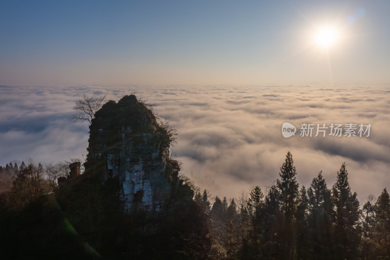 湖北利川大茅坡日出时刻云海美景