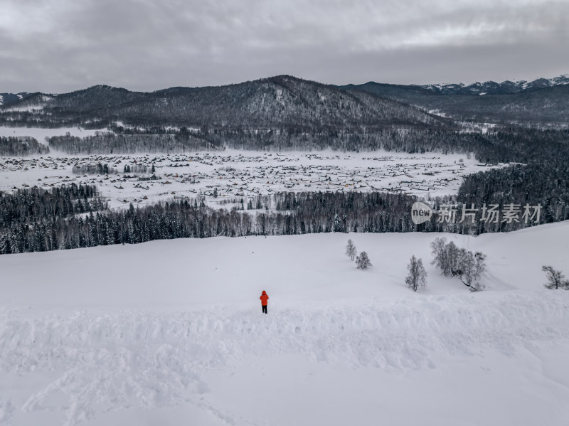 新疆北疆阿勒泰喀纳斯冬季雪景童话世界航拍